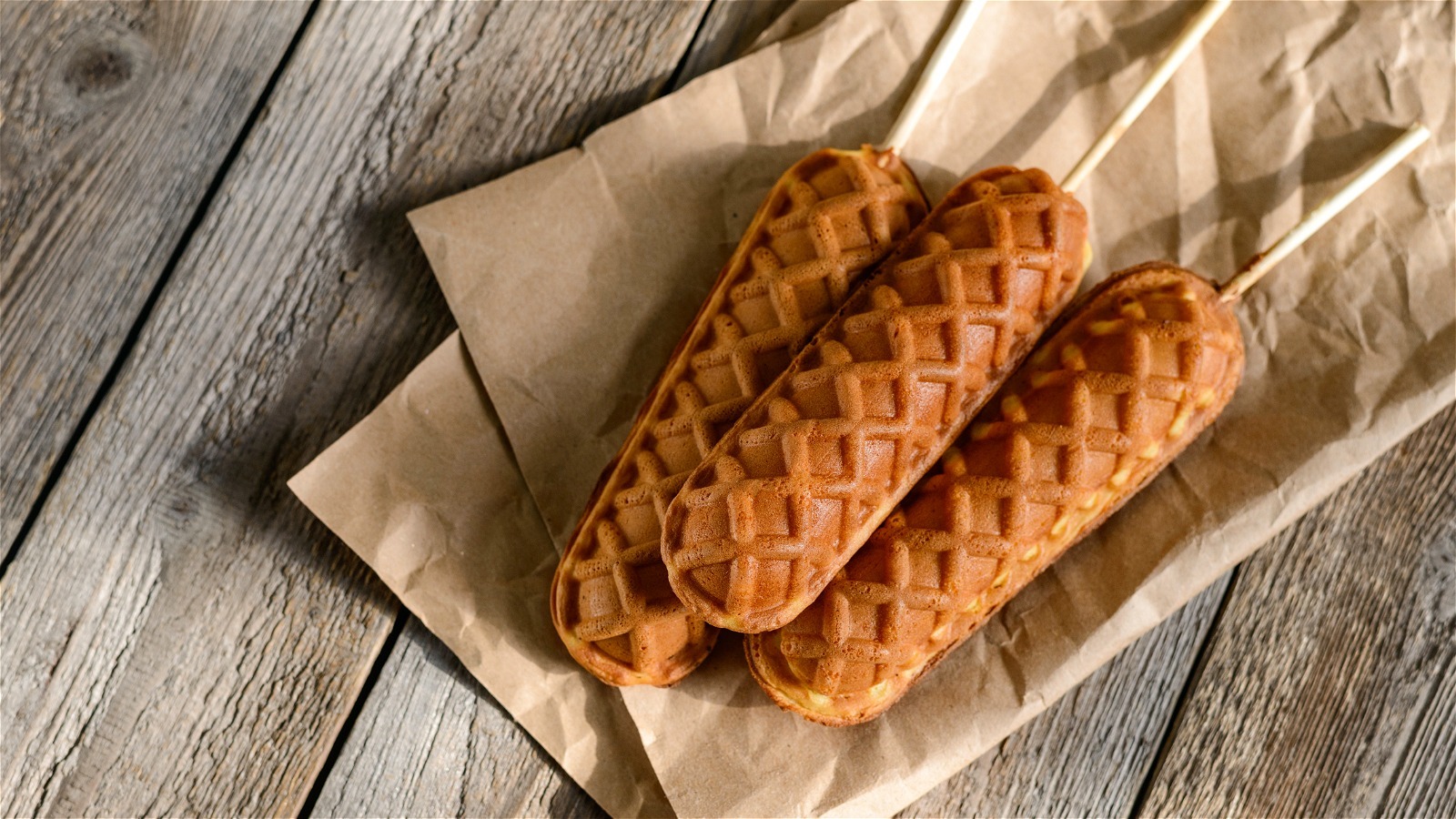 https://www.thedailymeal.com/img/gallery/pillsburys-discontinued-waffle-sticks-were-a-staple-of-the-early-2000s/l-intro-1689083863.jpg