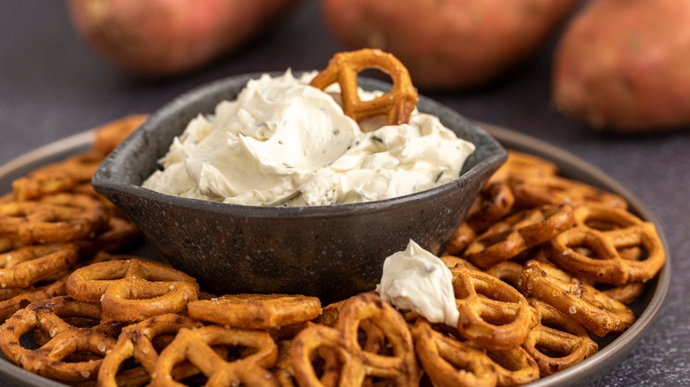 Pretzels and cream cheese dip