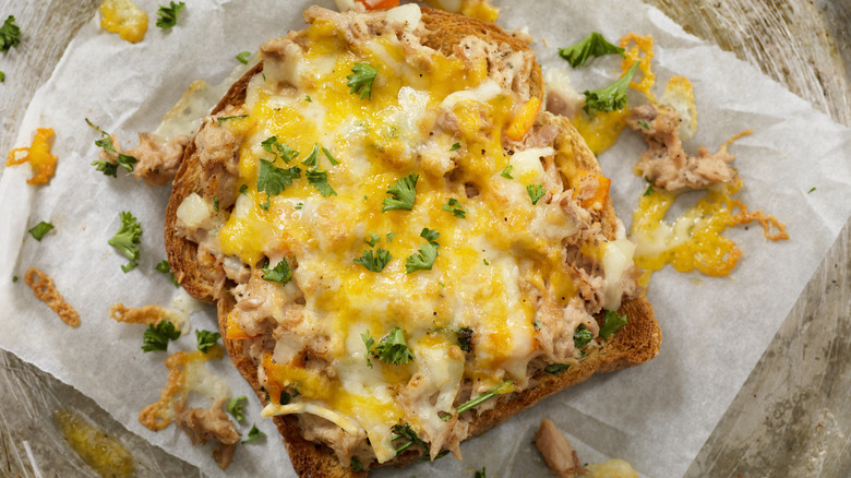 Tuna melt with herbs