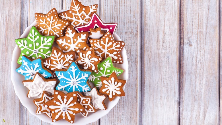 Bowl of frosted gingerbread cookies