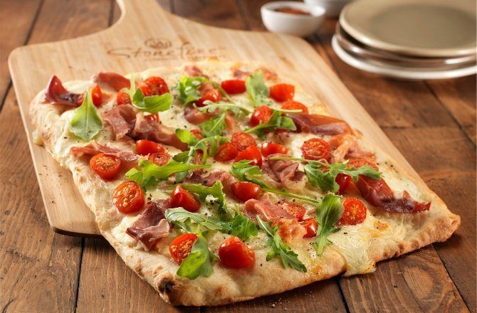 Prosciutto and Arugula Pizza