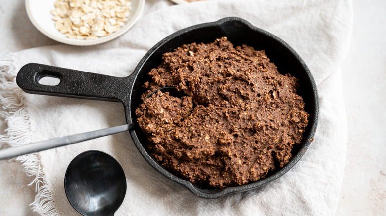 chocolate baked oats in pan 