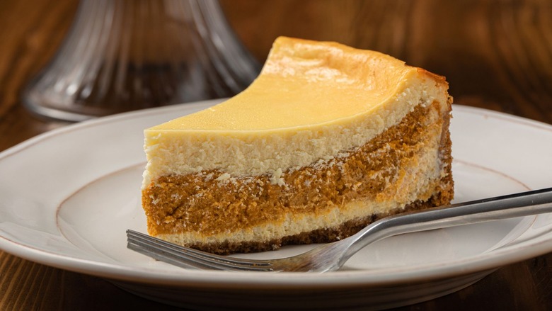 Pumpkin Pie Layered Cheesecake