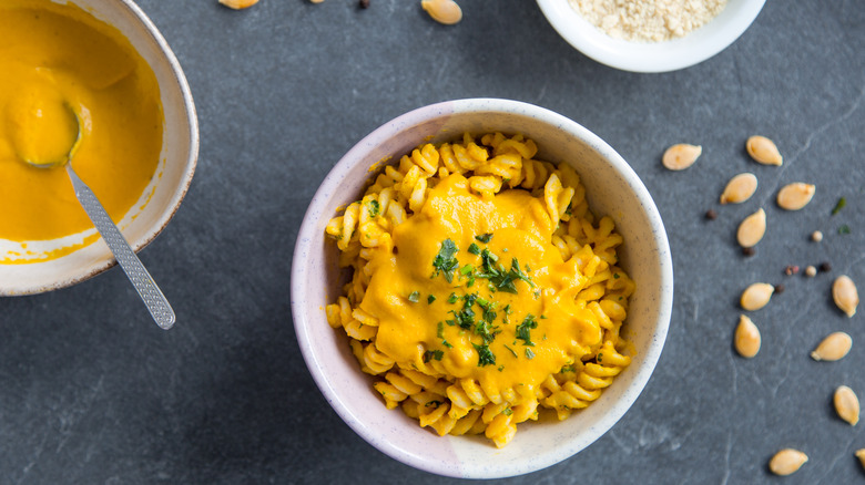 Vegan pasta with pumpkin cheese