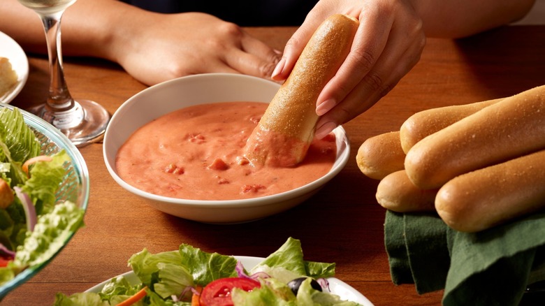 dipping breadstick