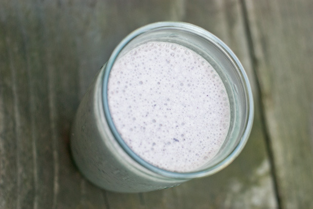 Blueberry and Banana Smoothie