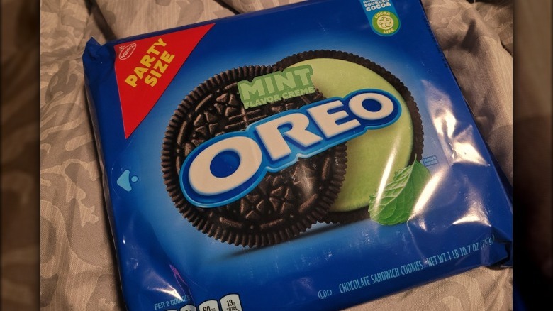 Mint Oreos package