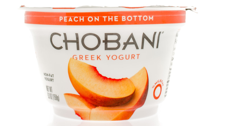 Chobani peach yogurt cup