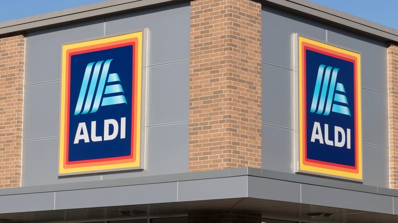 Aldi storefront