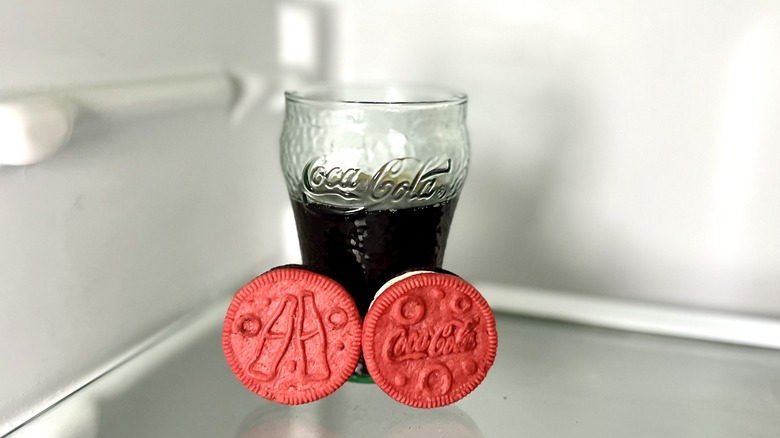 Coca-Cola glass and Oreos