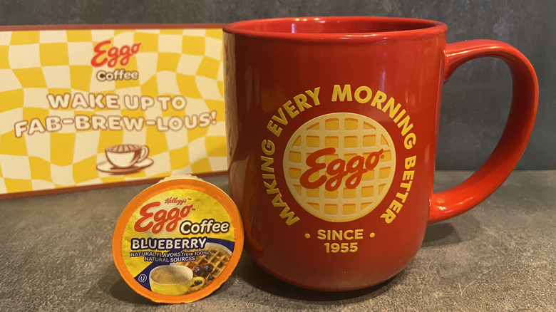 Eggo blueberry coffee mug and pod