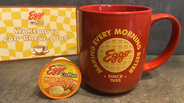 Eggo maple syrup coffee mug and pod