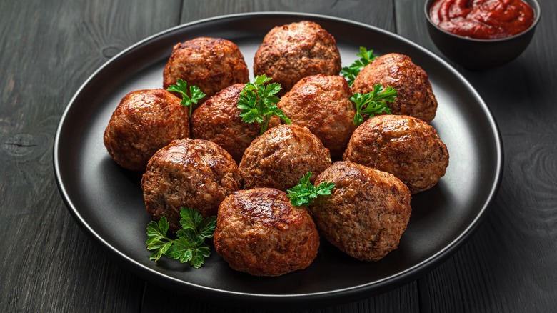Ricotta Is The Star Ingredient For Cooking Ultra-Juicy Meatballs In ...