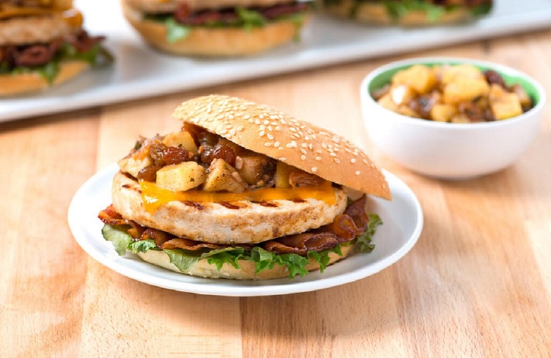 Sweet and Savory Apple Bacon Turkey Burger