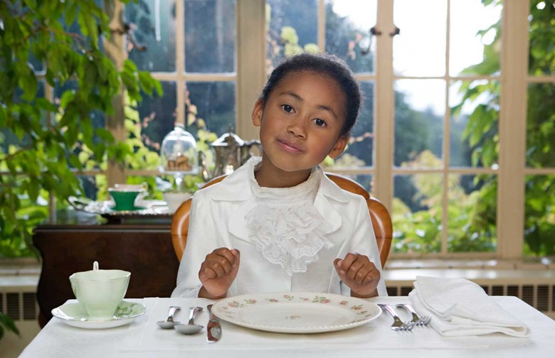 How to Have Perfectly Polite Kids at Thanksgiving Dinner 