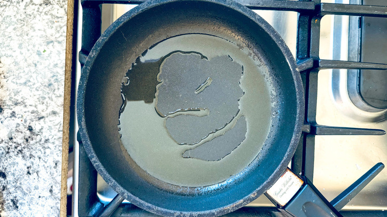 grease in frying pan