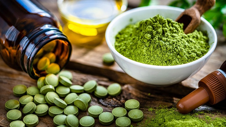 moringa powder and supplements 