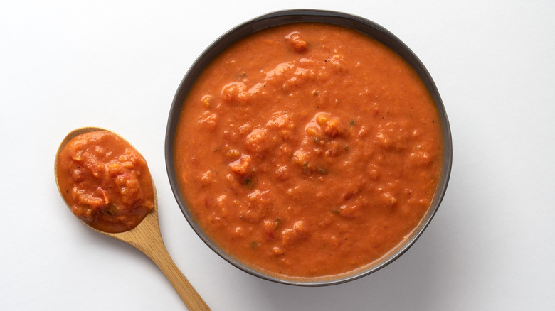 Vodka sauce in a bowl 