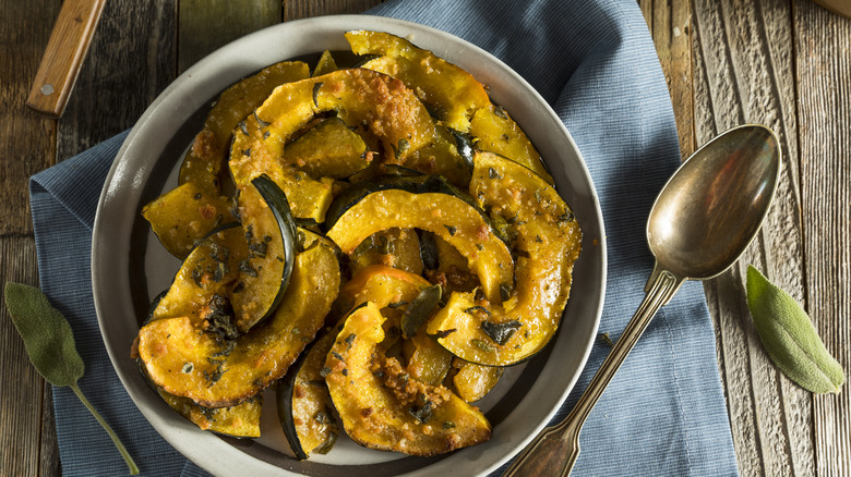 Roasted acorn squash