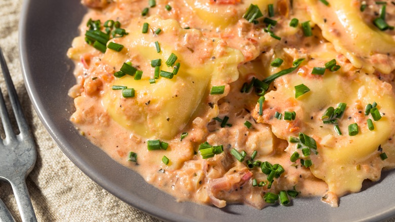 lobster ravioli with tomato cream sauce