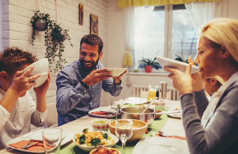 What should you do with that final bit of broth, sauce or gravy on your plate?