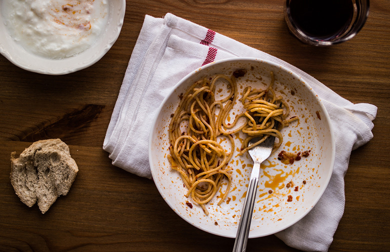 Is it rude to leave food on your plate at the end of the meal