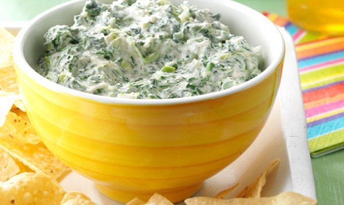 Crock-Pot Jalapeño Spinach Dip