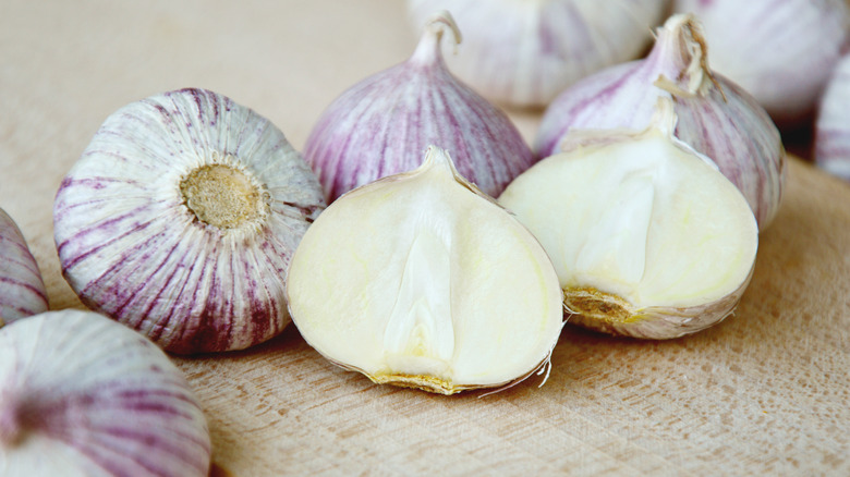 Inside flesh of solo garlic