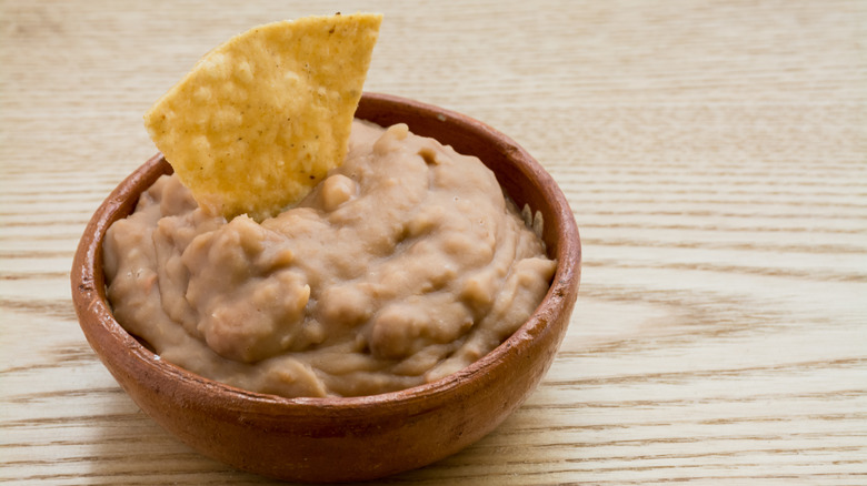 Refried bean dip with chip