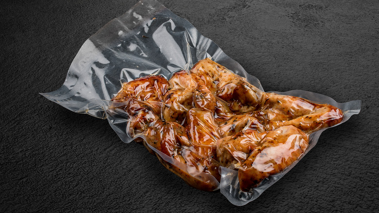 vacuum sealed chicken wings