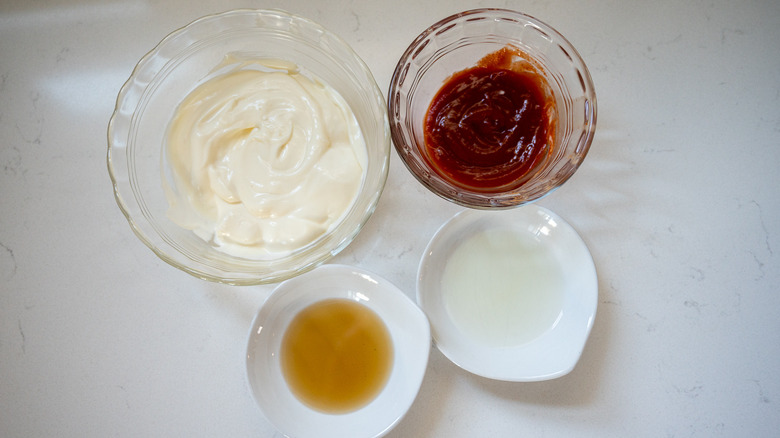 ingredients in bowls 