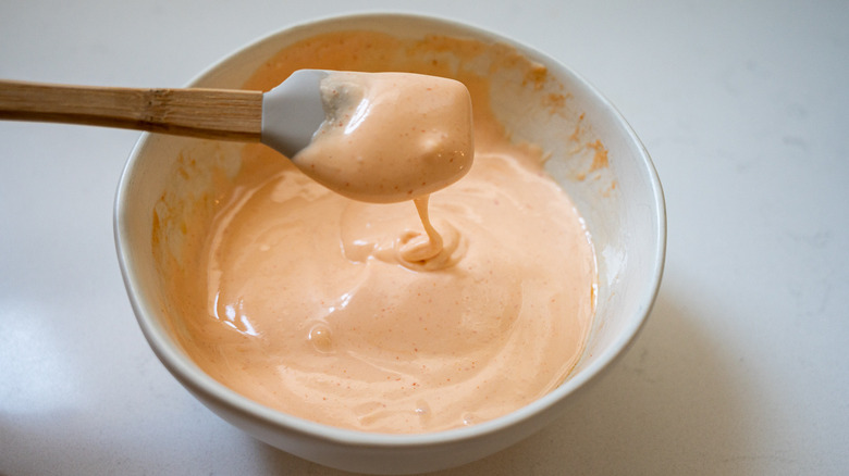 spicy mayo in bowl 