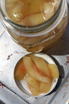 Spicy Pickled Watermelon Rind