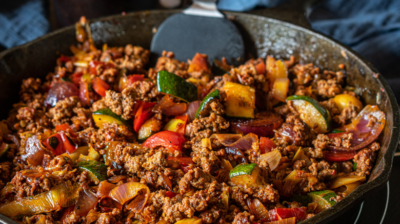 Ground beef with peppers