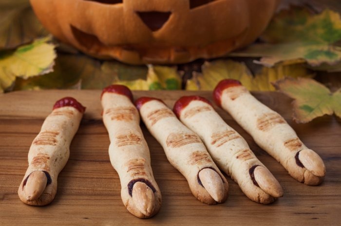 Spooky Halloween Treats for the Whole Class