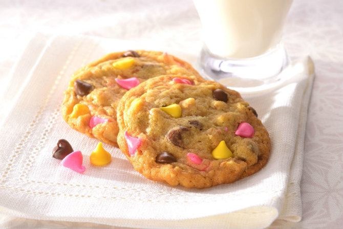 Springtime Chocolate Chip Cookies