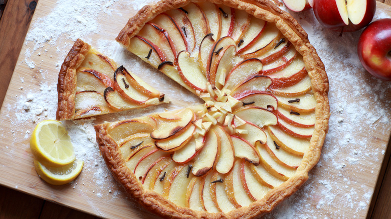 Irish apple tart