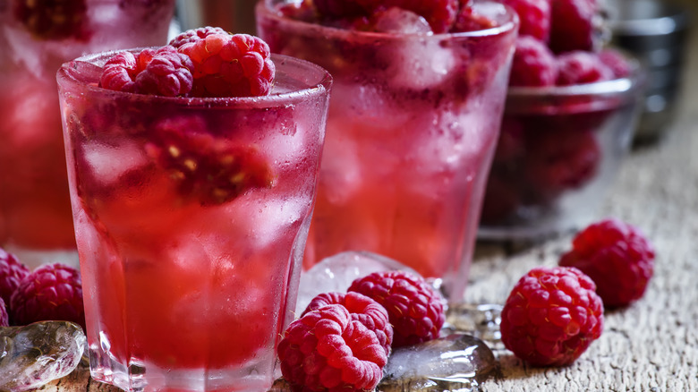 raspberry drinks made with raspberry syrup