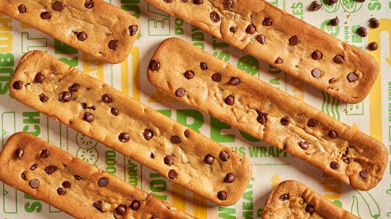 Footlong cookies from subway