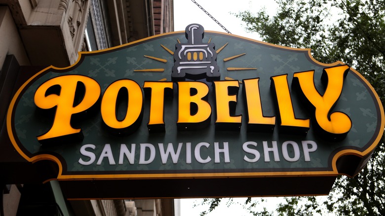 Signage for Potbelly sandwich shop