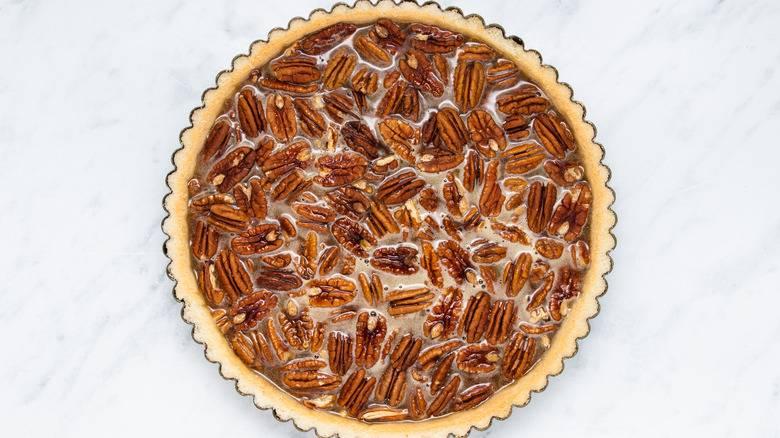 pecan pie in tin 