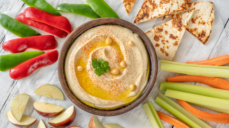 Hummus with dippers