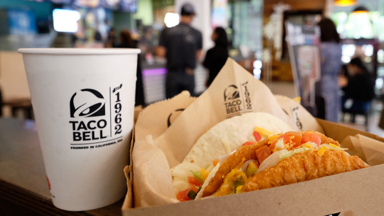 Taco Bell chalupa 