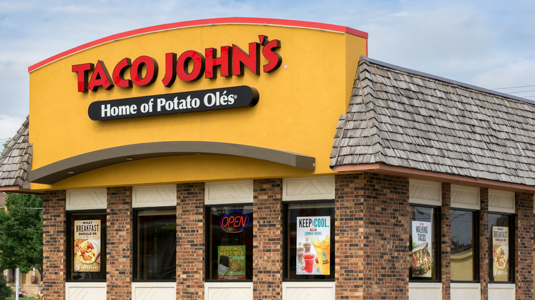 Taco John's restaurant