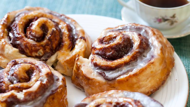 Baked cinnamon rolls