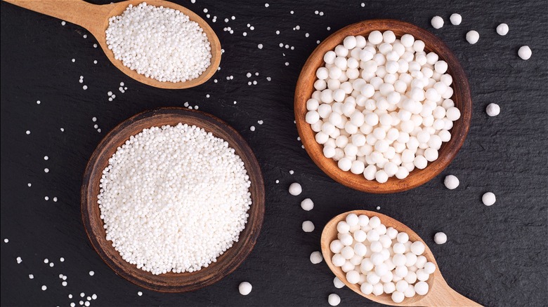 Tapioca pearls in wooden bowls 