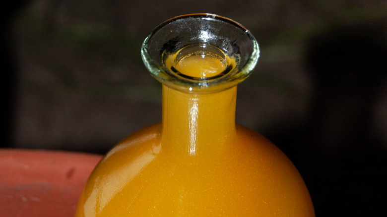 Beaker of tej 