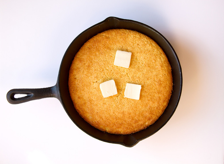 Cast-Iron Pan Jalapeño Cornbread