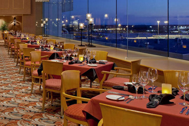 Orlando: Hemisphere Steak & Seafood Restaurant at Hyatt Regency Orlando International Airport