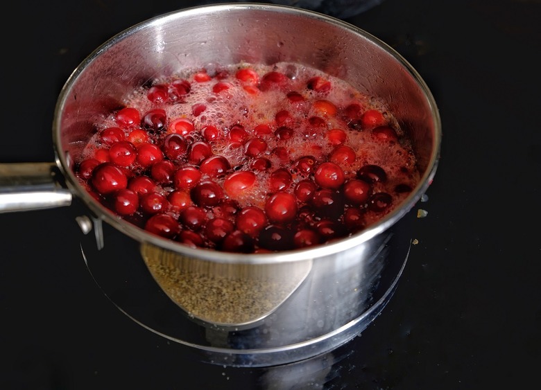 2 days out: Make cranberry sauce and make-ahead gravy (1 hour)